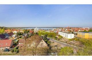 Wohnung kaufen in 17192 Waren, Waren (Müritz) - Großzügige Wohnung mit Seeblick, zwei Balkone, Sauna und zwei Stellplätzen in Waren