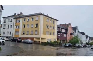 Wohnung kaufen in Körnerstr. 32, 42659 Burg, Kapitalanlage - Atemberaubende 4-Zimmer-Wohnung in einem gepflegten Gebäude!
