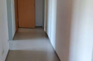 Wohnung mieten in 91322 Gräfenberg, Helle, gepflegte 3-Zimmer-Wohnung mit Balkon in Gräfenberg , Garage