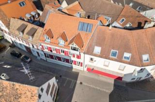 Mehrfamilienhaus kaufen in 79346 Endingen, Mehrfamilienhaus mit Gewölbekeller, Scheune – Solide Kapitalanlage mit historischem Charakter