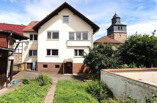 Einfamilienhaus kaufen in 37297 Berkatal, Bezahlbar und Familienfreundlich: Massives Einfamilienhaus mit viel Platz, Garten und Garage