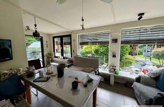 Einfamilienhaus kaufen in 57334 Bad Laasphe, Einfamilienhaus mit großem, gepflegten, uneinsehbarem Garten in Bad Laasphe Kernstadt zu verkaufen.