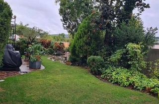 Anlageobjekt in 97209 Veitshöchheim, Mehrfamilienwohnhaus mit schönem Grundstück auch als Mehrgenerationenhaus bestens geeignet