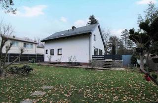 Anlageobjekt in 90537 Feucht, Bezugsfreies Einfamilienhaus mit uneinsehbarem Garten & viel Platz für die ganze Familie in Feucht
