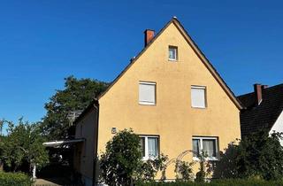 Einfamilienhaus kaufen in 69254 Malsch, Freistehendes Einfamilienhaus zum Wohlfühlen in guter Wohnlage, mit Garten, Terrasse und Garagen.