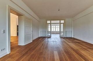 Gewerbeimmobilie mieten in Aßmannshauser Str. 11, 14197 Wilmersdorf, Großzügige Gewerbefläche mit Wintergarten – ca. 218 m² Altbau nahe Rüdesheimer Platz
