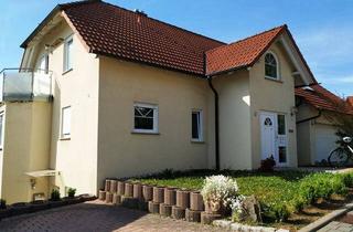 Einfamilienhaus kaufen in 97999 Igersheim, Igersheim - Einfamilienhaus mit Einliegerwohnung im bevorzugten Wohngebiet Kirchberg