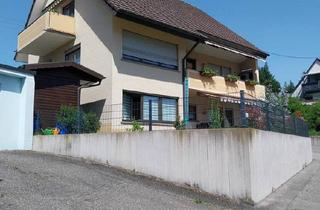 Wohnung kaufen in 78247 Hilzingen, Hilzingen - Einmalige Gelegenheit in Hilzingen - Verkauf einer 3 Zimmerwohnung mit der Option noch eine Hälfte einer Einliegerwohnung zu erwerben