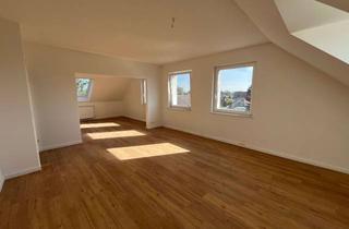 Wohnung kaufen in Pattenser Feldweg, 30966 Hemmingen, Traumhafte Dachgeschosswohnung in Arnum