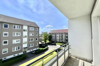 Wohnung mieten in Freiherr-Vom-Stein-Straße 14c, 06749 Bitterfeld-Wolfen, Gut geschnittene 3-Raum-Wohnung mit Balkon