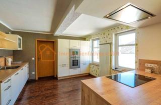 Haus kaufen in 99718 Großenehrich, Zwei Wohneinheiten, viel Platz & Gartenidylle – ideal für Familien