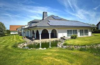 Villa kaufen in 55758 Kempfeld, Hochwertige Landhaus-Villa mit Pool und Koi-Teich in sonniger, ruhiger Lage!