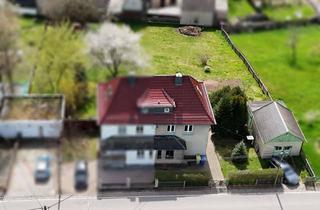 Doppelhaushälfte kaufen in 09337 Bernsdorf, Charmante Doppelhaushälfte mit Gestaltungspotential