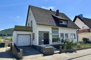 Einfamilienhaus kaufen in Theresienstraße, 76846 Hauenstein, Einfamilienhaus Ortsmitte Hauenstein mit 4 Schlafzimmern, 2 Garagen und Garten