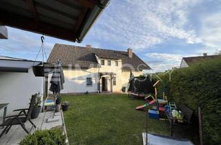 Wohnung kaufen in 92245 Kümmersbruck, Exklusive Dachwohnung mit Gartenanteil und Blockhaus in Toplage