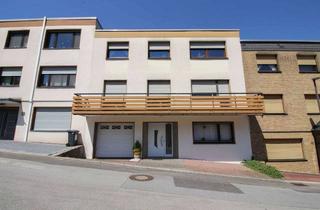 Haus kaufen in 42579 Heiligenhaus, Familienidyll am Waldrand: Renovierungsbedürftiges Reihenmittelhaus mit viel Gestaltungsspielraum