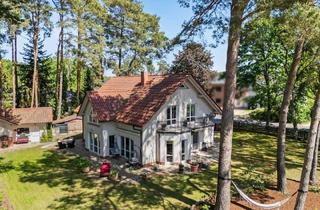 Villa kaufen in 15741 Bestensee, Bestensee - Eleganz und Lebensqualität vereint - Designer-Refugium mit Einliegerwohnung nur wenige Schritte vom Strand entfernt