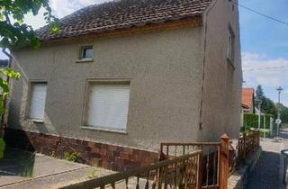 Einfamilienhaus kaufen in 01998 Klettwitz, Schipkau - Sanieranierungsbedürftiges Einfamilienhaus mit Nebengebäude