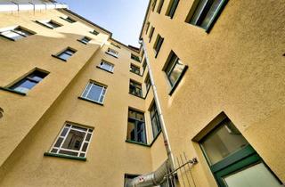 Wohnung kaufen in Grünberger Straße 52, 10245 Berlin, Berlin - Nähe Boxhagener Platz und Mercedes Benz Arena: Effiziente 2-Zimmer-Wohnung - Balkon & Tageslichtbad