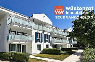 Wohnung kaufen in 18374 Zingst, BLICK INS GRÜNE UND FAST AM STRAND: MÖBLIERTE WOHNUNG MIT EINBAUKÜCHE + ÜBERDACHTER TERRASSE