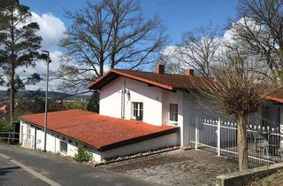 Wohnung mieten in 96129 Strullendorf, Eigene Etage / 5-Zimmer-Wohnung mit Terrasse und EBK in Strullendorf mit Blick auf das Regnitztal