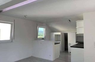 Wohnung mieten in 73630 Remshalden, Exquisite 2,5 Zimmer Dachgeschoss - Wohnung mit Einbauküche und Balkon