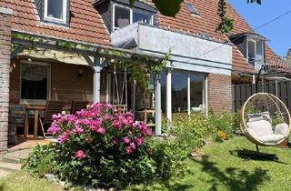 Doppelhaushälfte kaufen in 47918 Tönisvorst, Modernisierte Doppelhaushälfte mit 3 WE, Garten und guter Anbindung an die umliegenden Städte