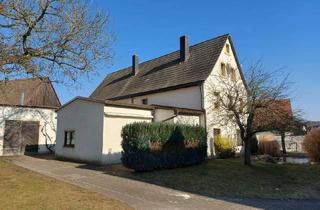 Mehrfamilienhaus kaufen in 91077 Kleinsendelbach, Mehrfamilienhaus mit großem Potenzial in Kleinsendelbach