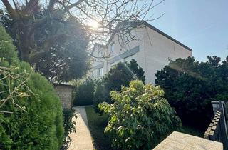 Haus kaufen in Am Thieleshof 41, 40699 Erkrath, XXL-Eckhaus mit Einlieger