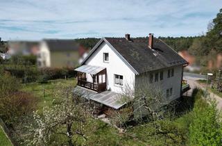 Haus kaufen in Buchbergerstraße 20, 92439 Bodenwöhr, Charmantes Zweifamilienhaus mit Potenzial zur Verwirklichung Ihrer Wohnträume