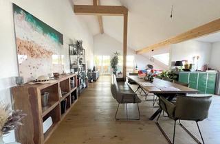 Wohnung kaufen in Gießenbachstr., 83022 Rosenheim, Exklusive Dachgeschoss-Wohnung mit 3 Balkonen