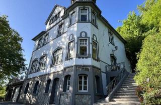 Villa kaufen in 58642 Iserlohn, Iserlohn - Repräsentative Jugendstilvilla an eigenem Wald zentral gelegen