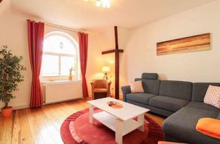 Wohnung kaufen in 27472 Cuxhaven, Charmante, regelmäßig erneuerte 4-Zimmer-Altbauwohnung in Hafennähe