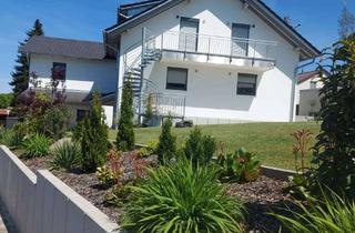 Wohnung mieten in 93413 Cham, Helle, sanierte 3-Raum-DG-Wohnung mit gehobener Innenausstattung und EBK in Untertraubenbach