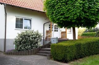 Einfamilienhaus kaufen in 37339 Wehnde, Einfamilienhaus in Wehnde mit großzügigen Garten sowie beheizten Außenpool und Sauna