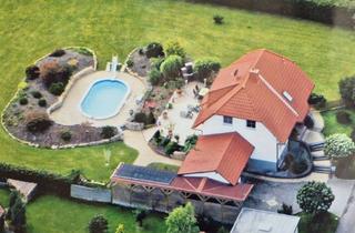 Einfamilienhaus kaufen in 37339 Wehnde, Großzügiges EFH in Top-Lage: Gartenparadies mit Pool Sauna