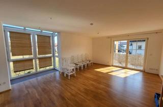 Wohnung kaufen in Haager Straße 10, 83543 Rott, Helle 3 Zimmer Wohnung in Rott am Inn Nähe Ortskern
