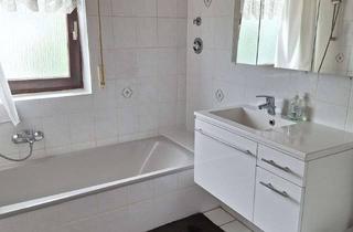 Wohnung mieten in 65462 Ginsheim-Gustavsburg, Stilvolle 2-Zimmer-Dachgeschosswohnung mit Balkon und EBK in Ginsheim-Gustavsburg