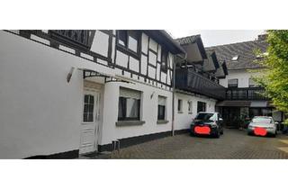 Haus kaufen in 64853 Otzberg, Otzberg - Von Privat 4-Familien ObjektHaus mit großen Garten+ Innenhof