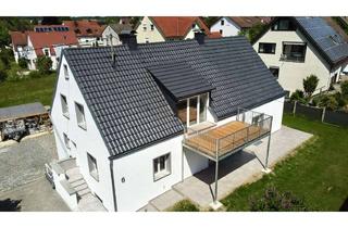 Wohnung kaufen in 86477 Adelsried, Neubaufeeling mit privaten Gartenanteil!