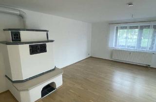 Wohnung kaufen in 86574 Petersdorf, 3-Zimmer-Wohnung mit Balkon, Kamin, Einbauküche und eigenem Gartenanteil