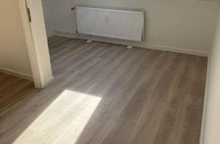 Wohnung mieten in Ernst-Thälmann-Straße 26, 15562 Rüdersdorf, Frisch sanierte 2 Zimmerwohnung im Dachgeschoss