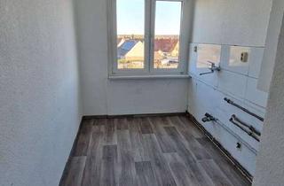 Wohnung mieten in Wernstedter Str. 4-6, 39624 Kalbe, 2 schöne 4-Zimmer-Wohnungen in Kalbe (Milde)