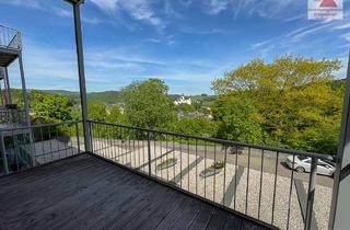 Wohnung mieten in Bermsgrüner Straße, 08340 Schwarzenberg, Wohn(T)raum in Schwarzenberg – 3-Raum-Wohnung mit Balkon