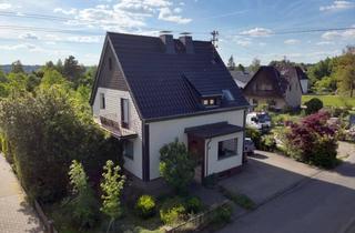 Einfamilienhaus kaufen in 57635 Weyerbusch, Einfamilienhaus mit Doppelgarage nahe dem Ortsrand