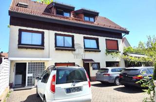 Haus kaufen in 36088 Hünfeld, ZENTRALES WOHNJUWEL MIT POTENZIAL: CHARMANTES WOHNEN MIT SONNIGEM GARTEN UND GESTALTUNGSSPIELRAUM