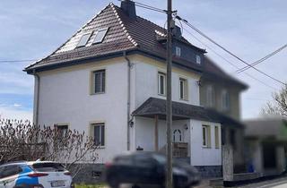 Doppelhaushälfte kaufen in 09337 Bernsdorf, Mehr Raum für Familie: Doppelhaushälfte mit Option auf das Nachbarhaus