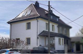 Doppelhaushälfte kaufen in 09337 Bernsdorf, Mehr Raum für Familie: Doppelhaushälfte mit Option auf das Nachbarhaus