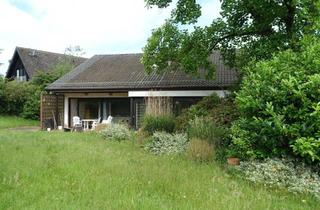 Haus kaufen in 31707 Bad Eilsen, Zweifamilienhaus mit Fernblick und Bauland