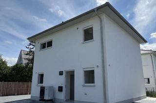 Immobilie mieten in Kühlungsborner Straße 12a, 18209 Bad Doberan, Attraktives Einfamilienhaus in Heiligendamm